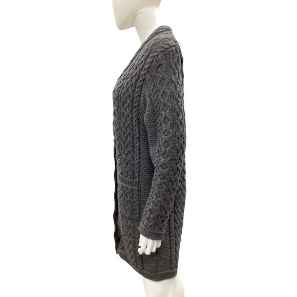 Aran Mor Cardigan Women SZ L Boyfriend 100%Merino Wool Dark Gray Beautiful Knit! - Picture 3 of 5
